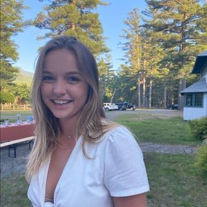 Meet your Posher, Lucy